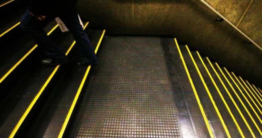 Gradas de caucho, la mejor inversión en seguridad para escaleras 1 22